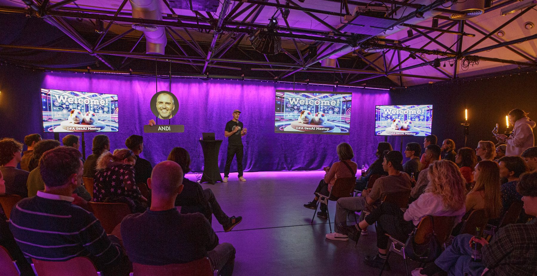 Andreas Fraunberger at an AI meetup